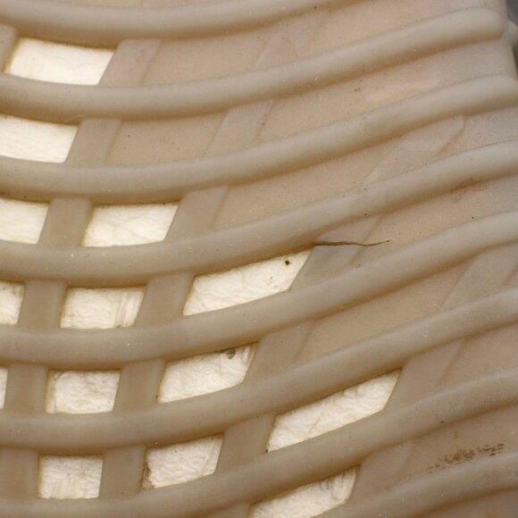 Adidas Yeezy Boost 350 V2 Men’s Size 9.5 Low Beluga Reflective GW1229 - Picture 10 of 10